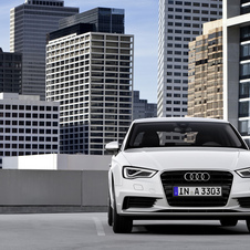 L'Audi A3 Berline mesure en largeur 1,80 mètre et donc onze millimètres de plus que l'Audi A3 Sportback