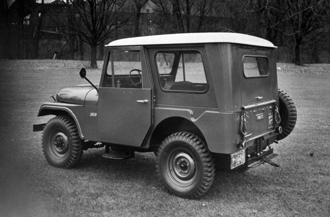 Jeep DJ-3A Jeep DJ-3A