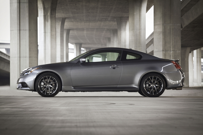 It also makes 18 more horsepower than the standard car It also makes 18 more horsepower than the standard car