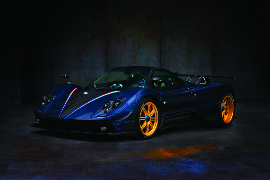 Pagani Zonda Tricolore basic info spec rating