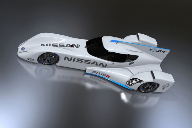 Michael Krumm e Lucas Ordonez são os pilotos de testes Michael Krumm e Lucas Ordonez são os pilotos de testes