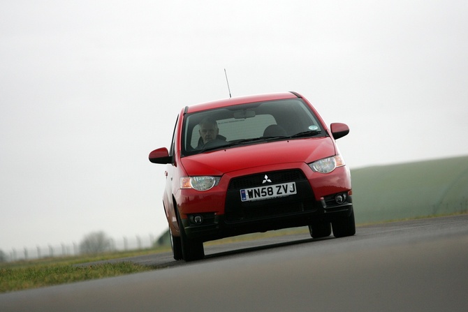 Mitsubishi Colt 1.3 MPI Intense Mitsubishi Colt 1.3 MPI Intense
