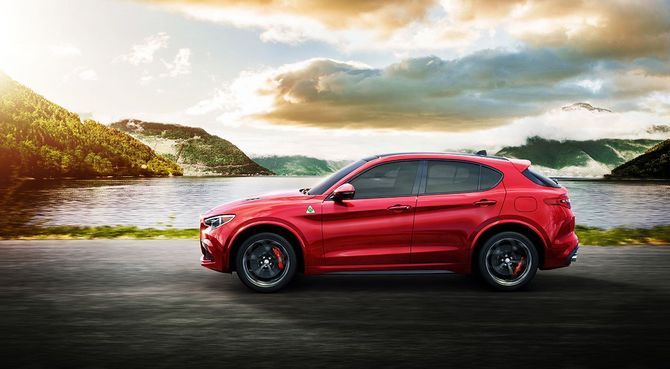 Alfa Romeo Stelvio Quadrifoglio Alfa Romeo Stelvio Quadrifoglio