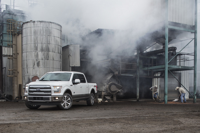 Ford F-150 5.0 King Ranch FWD Ford F-150 5.0 King Ranch FWD