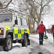 Land Rover Loans Vehicle to Red Cross for Snow Patrol Land Rover Loans Vehicle to Red Cross for Snow Patrol