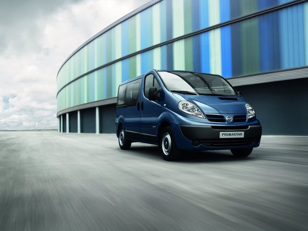 Nissan Primastar Combi 6 L1 H1 2.0 dCi 90cv Premium N1 E4 Nissan Primastar Combi 6 L1 H1 2.0 dCi 90cv Premium N1 E4