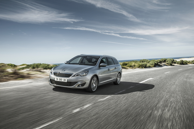 Peugeot 308 SW Style 1.6 BlueHDi Peugeot 308 SW Style 1.6 BlueHDi