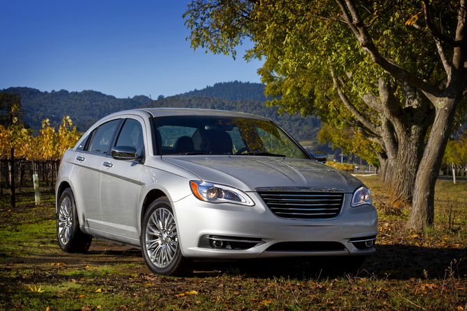 Chrysler 200 Limited Chrysler 200 Limited