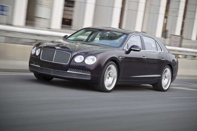 Bentley is about to debut the Continental Flying Spur sedan Bentley is about to debut the Continental Flying Spur sedan