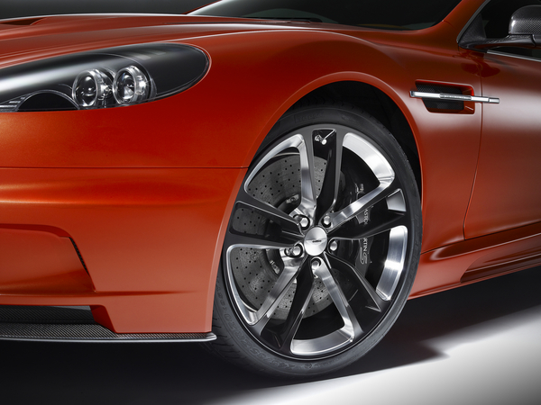 Aston Martin DBS Carbon Edition Aston Martin DBS Carbon Edition