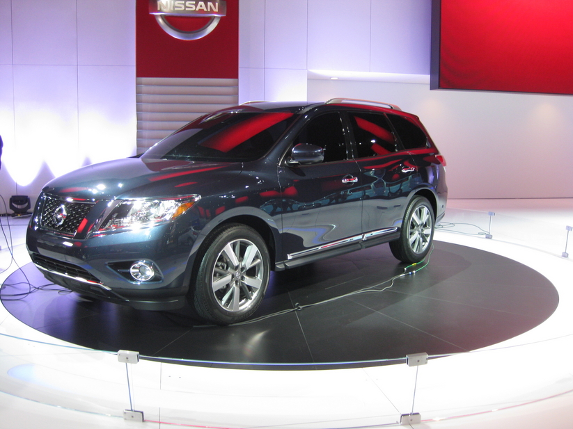 Increase Fuel Economy Nissan Pathfinder Best Description About 7 Penger Suv New Nissan Pathfinder Brings Better Aerodynamics And Fuel Economy To