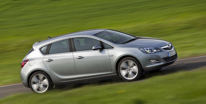 Opel Astra Gen.4 Opel Astra Gen.4
