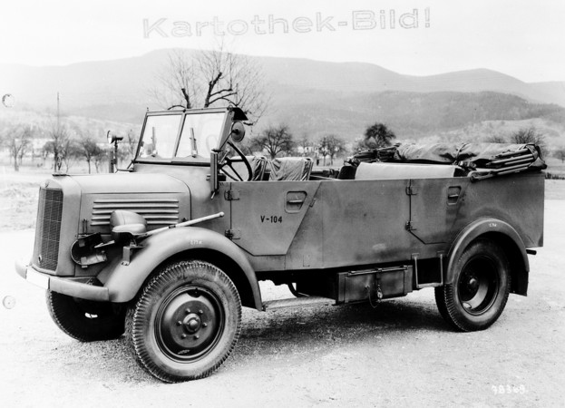 Mercedes-Benz 260 M - L 1500 A Mercedes-Benz 260 M - L 1500 A