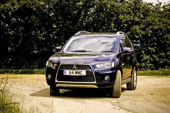 Mitsubishi Outlander Gen.2 Mitsubishi Outlander Gen.2
