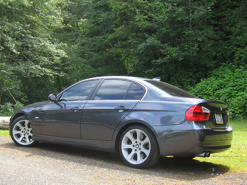 BMW 330i Automatic (US) BMW 330i Automatic (US)