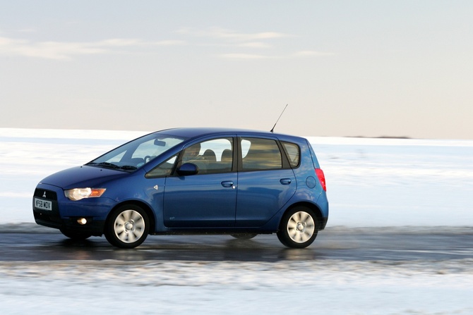 Mitsubishi Colt 1.1 MPI Invite ClearTec Mitsubishi Colt 1.1 MPI Invite ClearTec