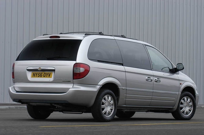 Chrysler Grand Voyager 2.8 CRD Touring Chrysler Grand Voyager 2.8 CRD Touring