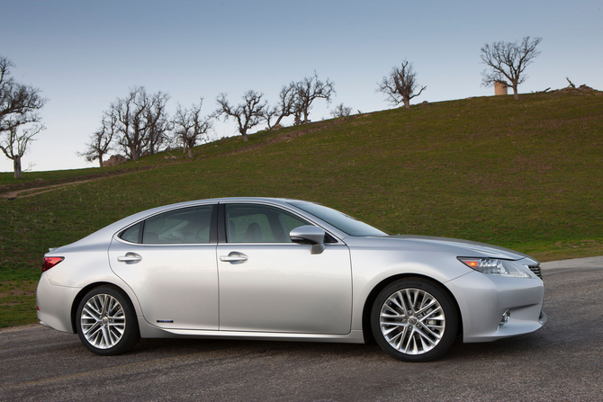 Lexus ES 300h Hybrid Lexus ES 300h Hybrid