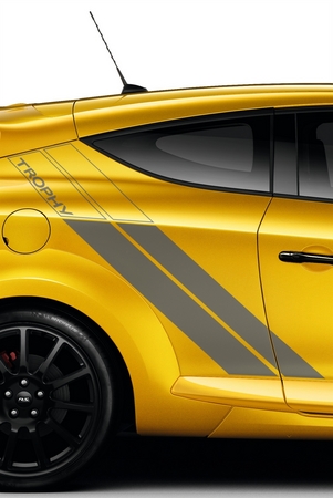 New side Renaultsport artwork stands alonside the 19-inch optional alloy wheels New side Renaultsport artwork stands alonside the 19-inch optional alloy wheels