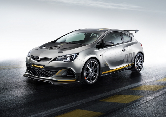 Astra OPC Extreme is equipped with a 2.0 Turbo engine that delivers over 300hp of power Astra OPC Extreme is equipped with a 2.0 Turbo engine that delivers over 300hp of power