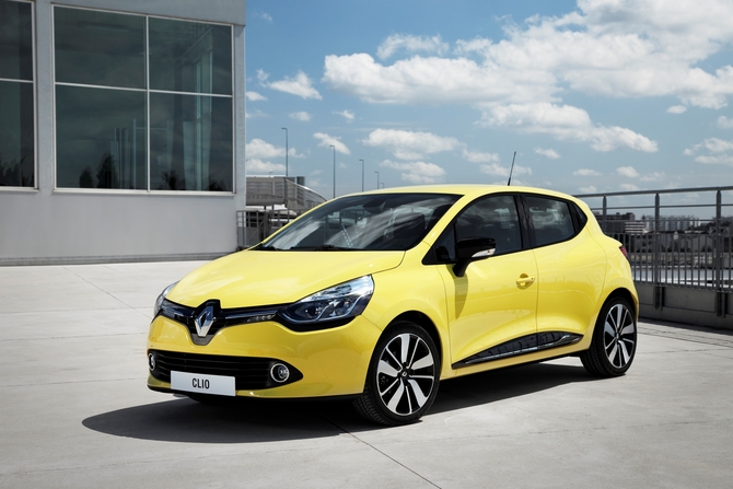 n der Dieselmotorisierung ENERGY dCi 90 eco2 benötigt das Renault Modell nur 3,5 Liter Kraftstoff pro 100 Kilometer n der Dieselmotorisierung ENERGY dCi 90 eco2 benötigt das Renault Modell nur 3,5 Liter Kraftstoff pro 100 Kilometer