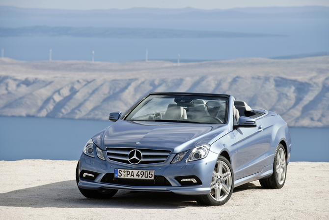 Mercedes-Benz E 350 BlueEfficiency Cabriolet Avangarde Mercedes-Benz E 350 BlueEfficiency Cabriolet Avangarde