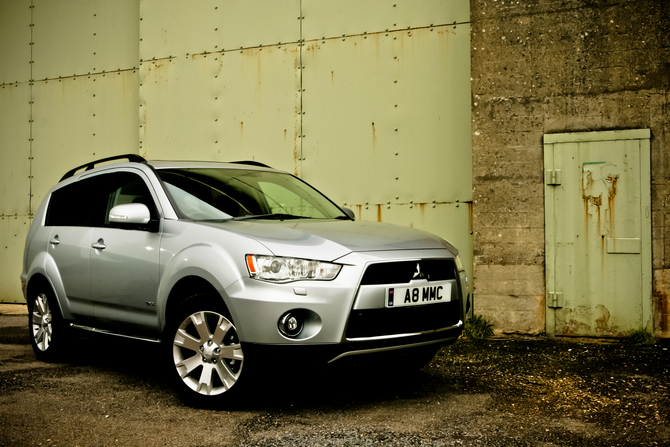Mitsubishi Outlander Gen.2 Mitsubishi Outlander Gen.2
