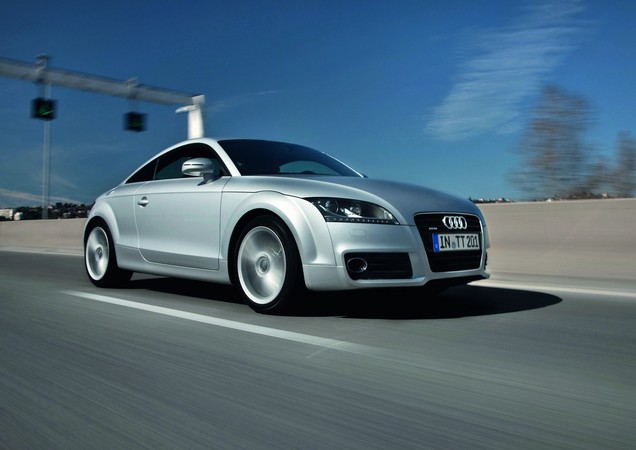 Audi TT Coupé 2.0 TDI quattro Audi TT Coupé 2.0 TDI quattro