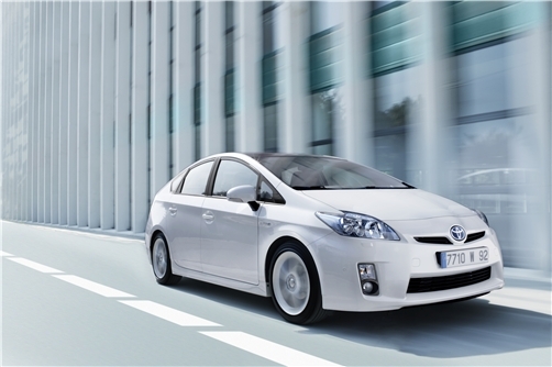 Toyota Prius (HSD) Toyota Prius (HSD)