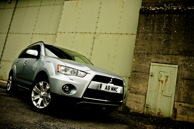 Mitsubishi Outlander Gen.2 Mitsubishi Outlander Gen.2