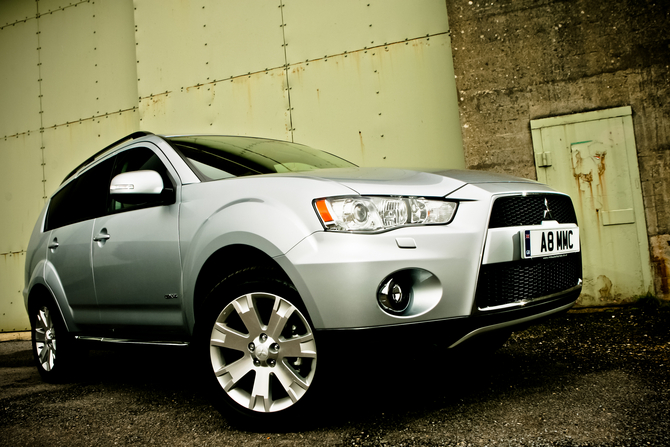 Mitsubishi Outlander Gen.2 Mitsubishi Outlander Gen.2