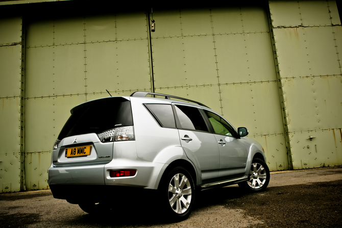 Mitsubishi Outlander Gen.2 Mitsubishi Outlander Gen.2
