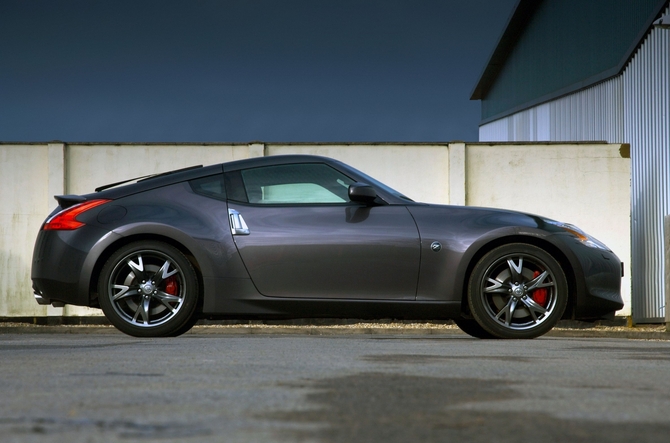 Nissan 370Z 3.7 328 Black Edition Nissan 370Z 3.7 328 Black Edition