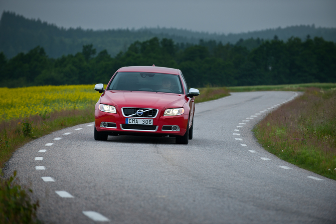 Volvo V70 DRIVe Start/Stop R-Design Volvo V70 DRIVe Start/Stop R-Design