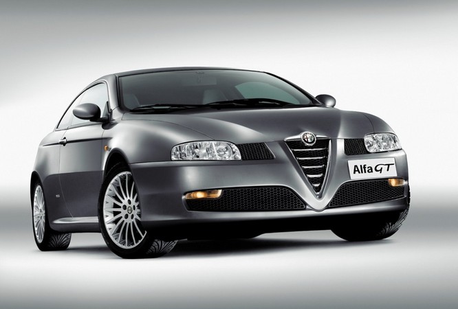Alfa Romeo GT 2.0 JTS Alfa Romeo GT 2.0 JTS