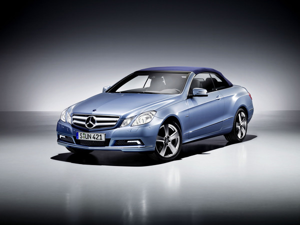 Mercedes-Benz E 220 CDI BlueEfficiency Cabriolet Elegance Mercedes-Benz E 220 CDI BlueEfficiency Cabriolet Elegance