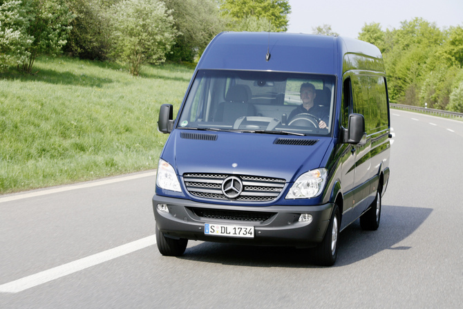 Mercedes-Benz Sprinter Cargo Van 3500 High Roof 144-in. WB Mercedes-Benz Sprinter Cargo Van 3500 High Roof 144-in. WB