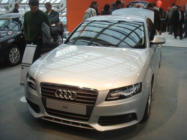 Audi A4 2.0 TFSI quattro Audi A4 2.0 TFSI quattro