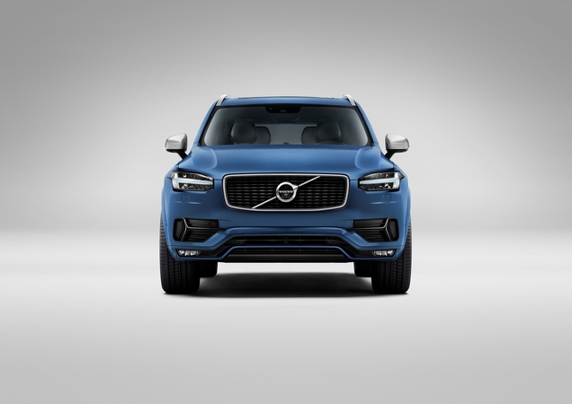 Volvo XC90 D5 AWD R-Design Geartronic Volvo XC90 D5 AWD R-Design Geartronic