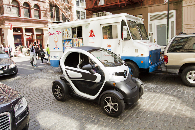 Twizy fait escale à New-York city ! Twizy fait escale à New-York city !