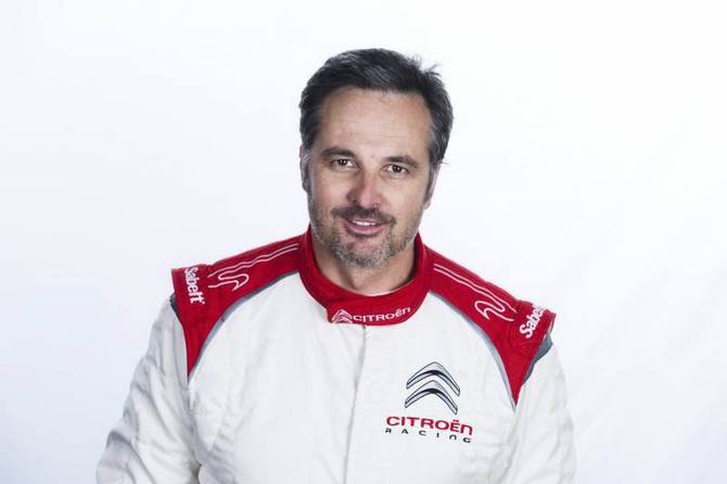 Yvan Muller fährt bei der WTCC 2014 für Citroën Racing Yvan Muller fährt bei der WTCC 2014 für Citroën Racing