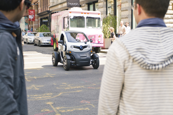 Twizy fait escale à New-York city ! Twizy fait escale à New-York city !