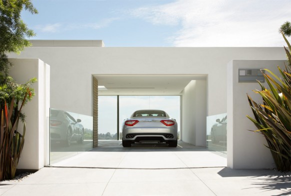 Cars Parked Inside Homes: Pretty or Pretty Weird? Cars Parked Inside Homes: Pretty or Pretty Weird?