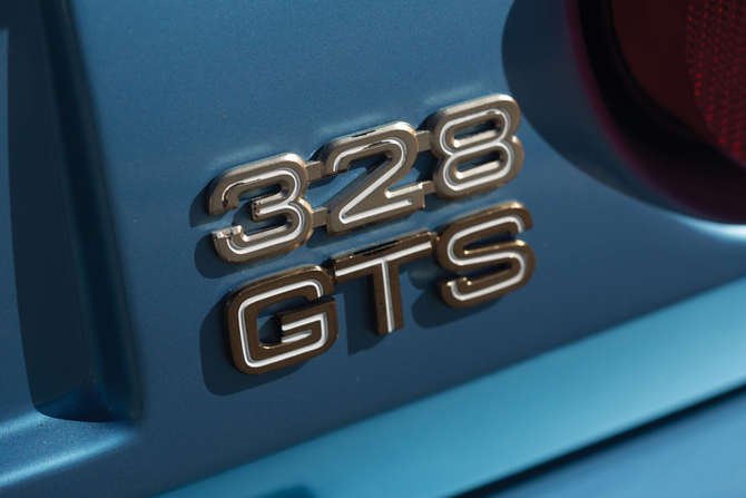 Ferrari 328 GTS Ferrari 328 GTS