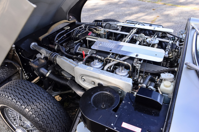 Jaguar E-Type V12 Jaguar E-Type V12