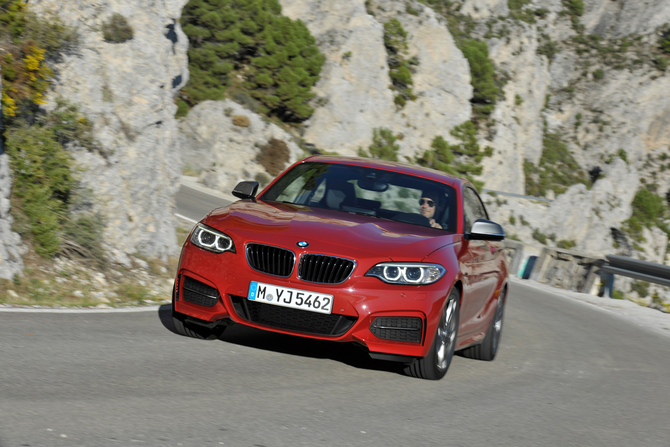 BMW 235i Coupé Automatic BMW 235i Coupé Automatic