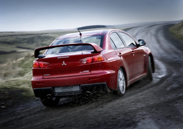 Mitsubishi Lancer 2.0 MR Evolution X TC-SST Mitsubishi Lancer 2.0 MR Evolution X TC-SST
