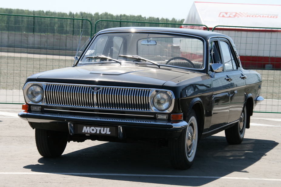 gaz_volga_24_large_88297.jpg