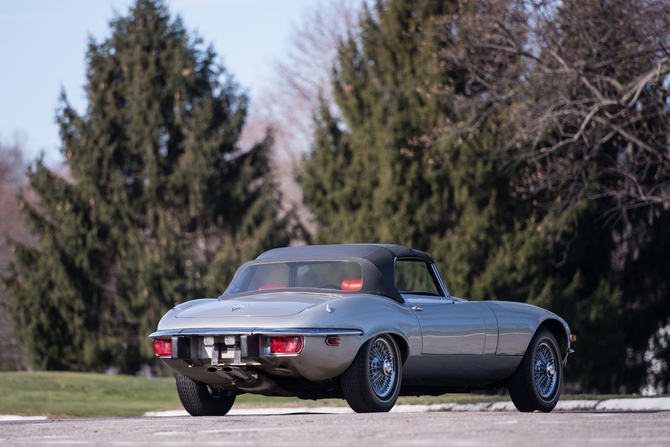 Jaguar E-Type V12 Jaguar E-Type V12