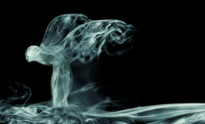 O primeiro teaser foi apenas esta imagem do Spirit of Ecstasy O primeiro teaser foi apenas esta imagem do Spirit of Ecstasy